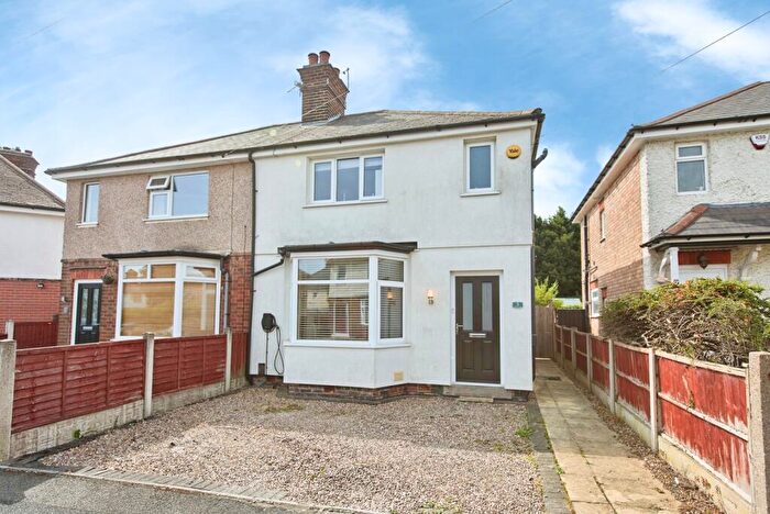 3 Bedroom Semi Detached House For Sale In Byron Avenue, Long Eaton, Nottingham, Derbyshire, NG10