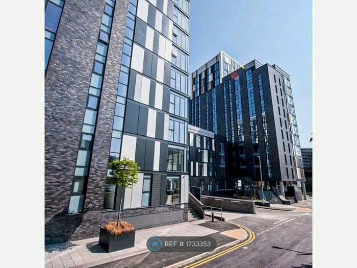 2 Bedroom Flat To Rent In Woden Street, Salford, M5