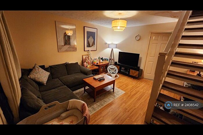 2 Bedroom Terraced House To Rent In Hanover Avenue, London, E16