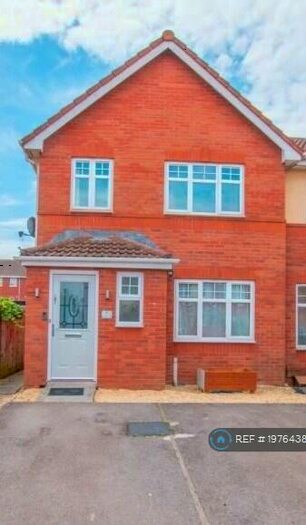 3 Bedroom End Of Terrace House To Rent In Pengam Green, Cardiff, CF24