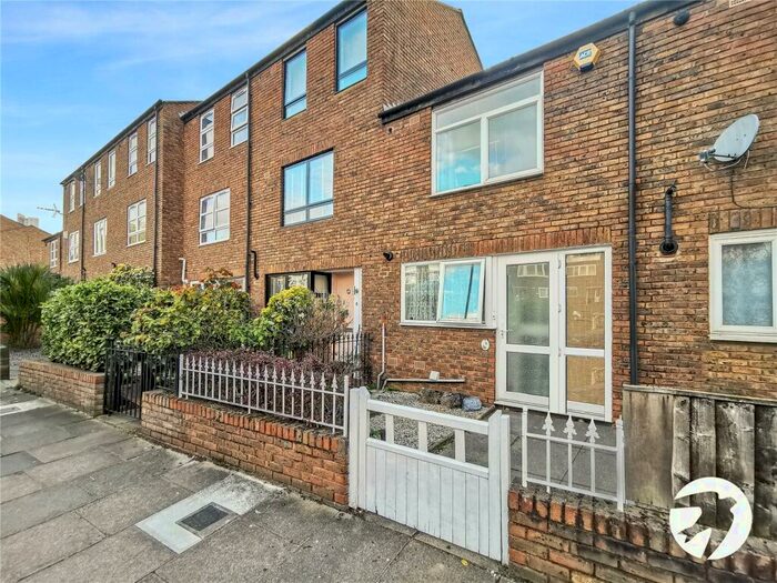 3 Bedroom Terraced House To Rent In Maxey Road, London, SE18