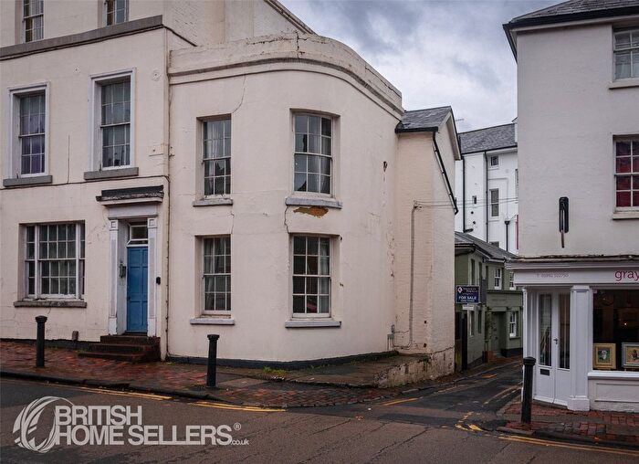 3 Bedroom Town House For Sale In Nevill Street, Tunbridge Wells, Kent, TN2