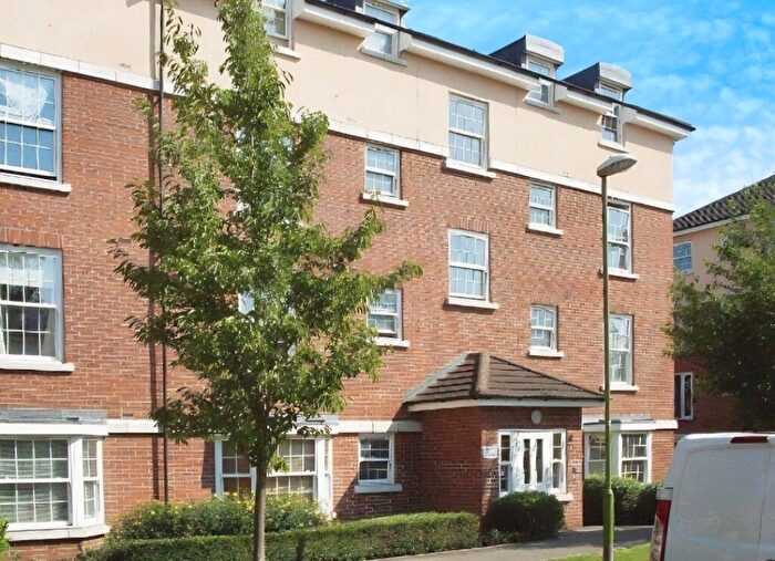 2 Bedroom Flat To Rent In Merrifield Court, Welwyn Garden City, AL7