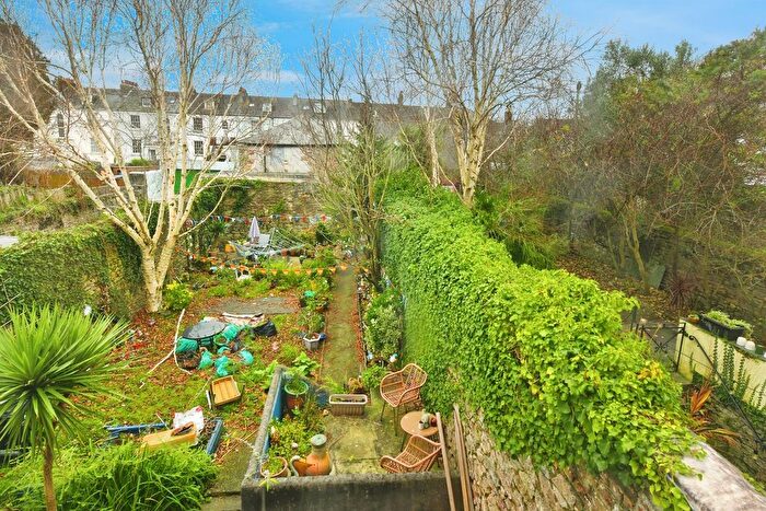 1 Bedroom Flat For Sale In Bounds Place, Millbay Road, Plymouth, PL1