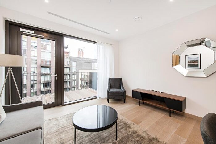 2 Bedroom Apartment To Rent In Legacy Building, Viaduct Gardens, SW11