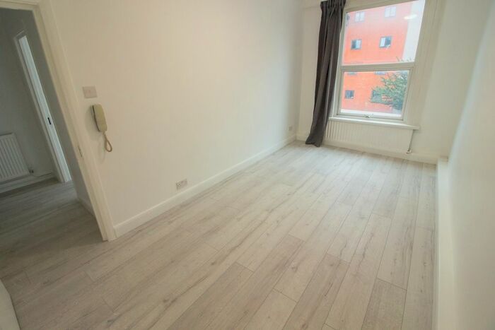 1 Bedroom Flat To Rent In Mare Street, Hackney, E8