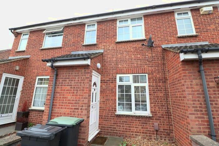 2 Bedroom Terraced House To Rent In Park Road, Irthlingborough, NN9