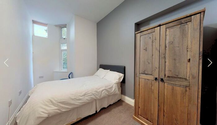 3 Bedroom Flat To Rent In Whitefield Terrace, Greenbank Road, Plymouth, Devon, PL4