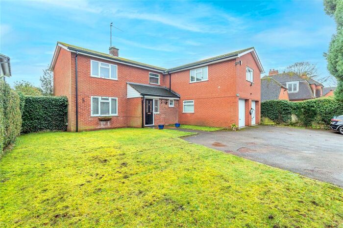 4 Bedroom Detached House For Sale In Greenhill Park Road, Greenhill, Evesham, Worcestershire, WR11
