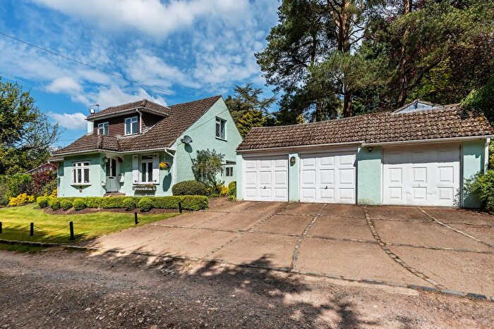 4 Bedroom Detached House For Sale In Parkwood Road, Tatsfield, Westerham, Kent, TN16