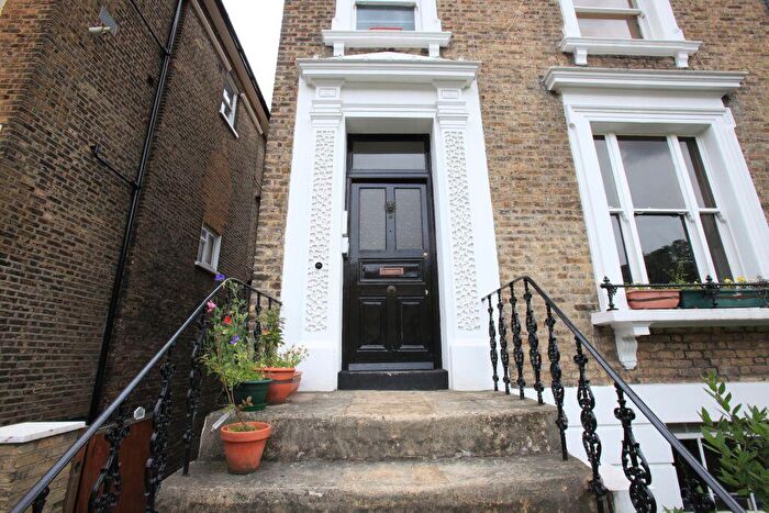 2 Bedroom Flat To Rent In Devonshire Road, Forest Hill, SE23