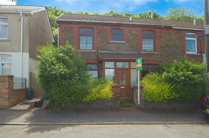 3 Bedroom Semi-Detached House For Sale In Dan-Y-Coedcae Road, Pontypridd, CF37