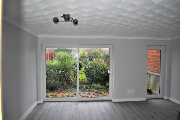 2 Bedroom Bungalow To Rent In Saltwood Gardens, Cliftonville CT9