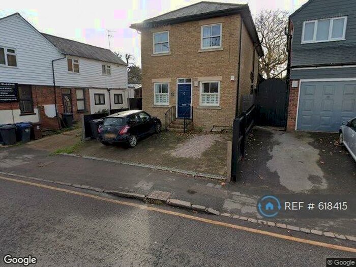 2 Bedroom Penthouse To Rent In Station Road, Sawbridgeworth, CM21