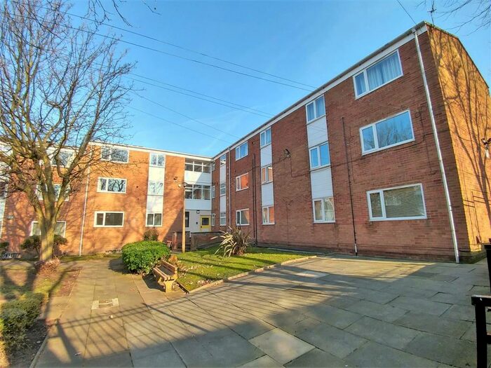 1 Bedroom Flat To Rent In Buckingham Place Apartments, Buckingham Street, L5