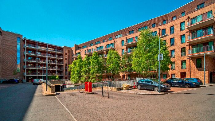 2 Bedroom Flat To Rent In Melvin Walk, Fountainbridge, Edinburgh, EH3