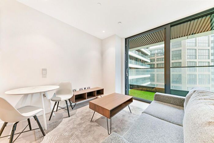 Studio To Rent In Bagshaw Building, Wardian, Canary Wharf, London, E14