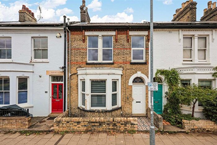 6 Bedroom Terraced House For Sale In Devonshire Road, Cambridge, CB1