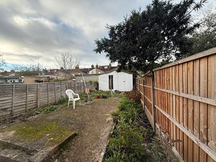 4 Bedroom Terraced House To Rent In Sheringham Avenue, London, E12