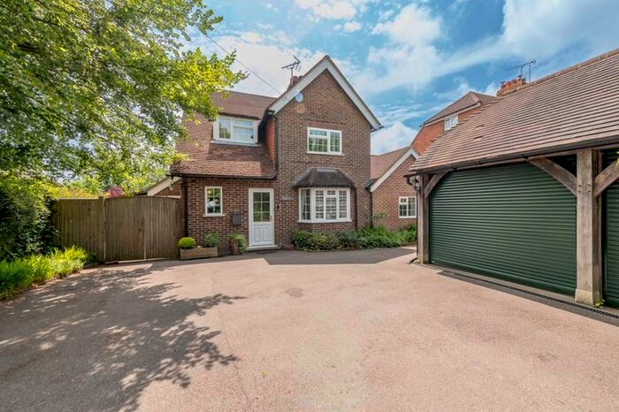 4 Bedroom Detached House To Rent In Criers Lane, Five Ashes, Mayfield, TN20