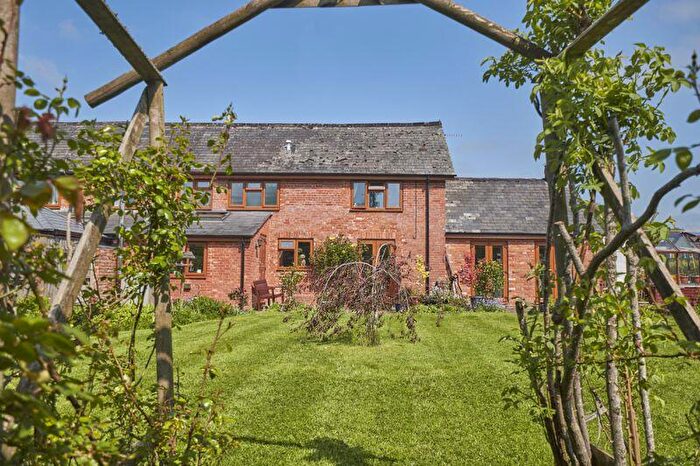 4 Bedroom Semi-Detached House For Sale In Southbrook Lane, Whimple, EX5