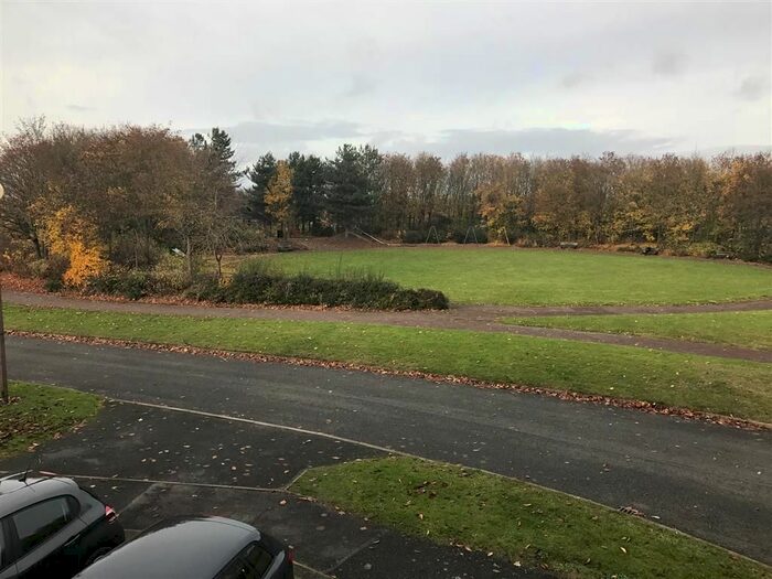 4 Bedroom Detached House To Rent In Wedgwood Avenue, Blakelands, Milton Keynes, MK14