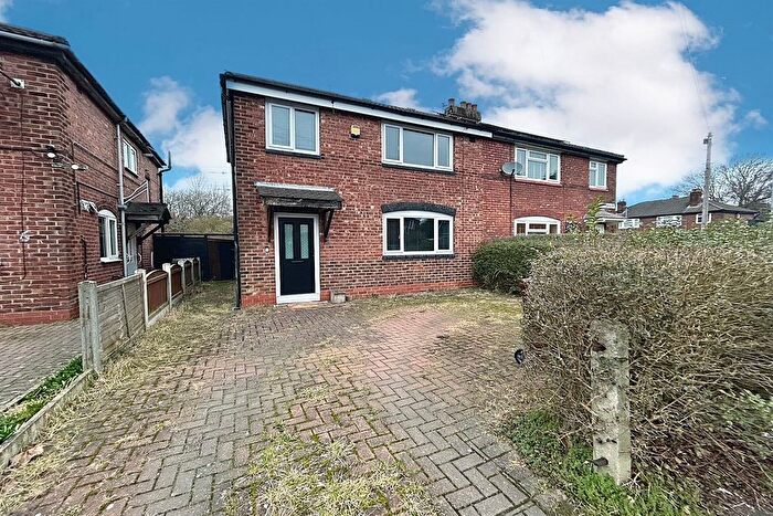 3 Bedroom Semi Detached House For Sale In Southbank Road, Burnage, M19