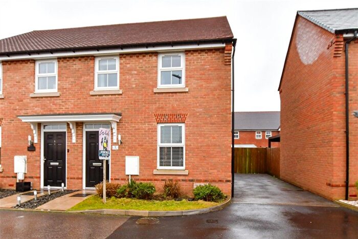3 Bedroom Semi-Detached House For Sale In Gurr Close, Staplehurst, Tonbridge, Kent, TN12