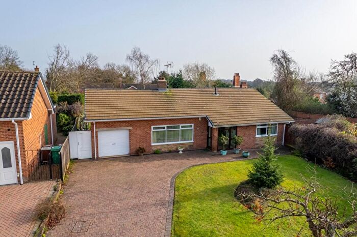 3 Bedroom Detached Bungalow For Sale In Parkland Close, Clifton Village, NG11