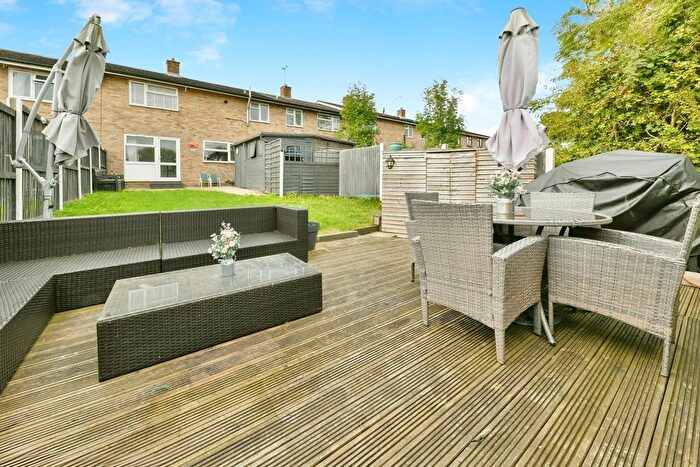 3 Bedroom Terraced House For Sale In Telford Avenue, Stevenage, Hertfordshire, SG2
