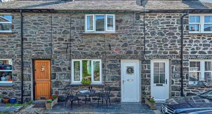 2 Bedroom Terraced House For Sale In Pentre'r Efail, Harlech, LL46