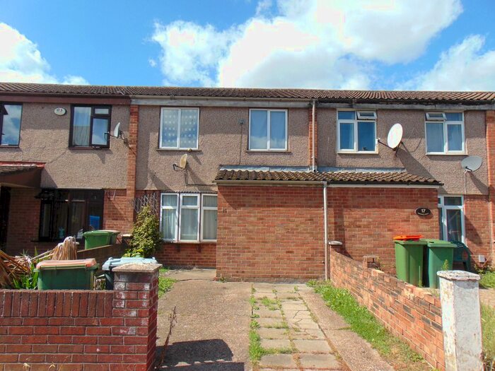 3 Bedroom Terraced House To Rent In Sheppard, London, E16