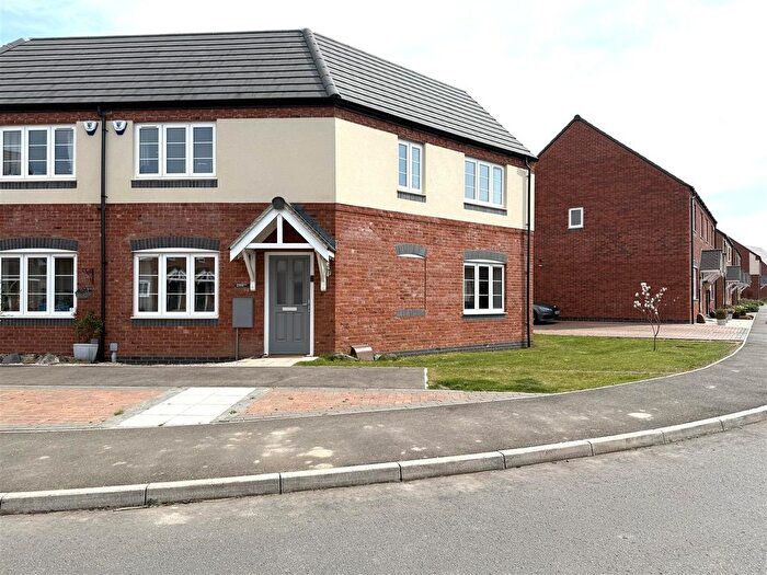 3 Bedroom Semi-Detached House For Sale In Robinson Way, Handsacre, Rugeley, WS15