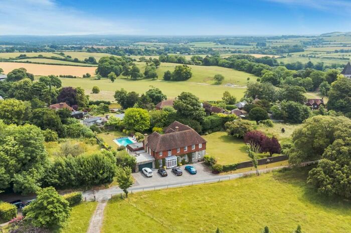 6 Bedroom Detached House For Sale In The Street, Offham, BN7