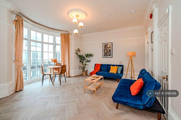1 Bedroom Flat To Rent In Bloomsbury Place, Brighton, BN2