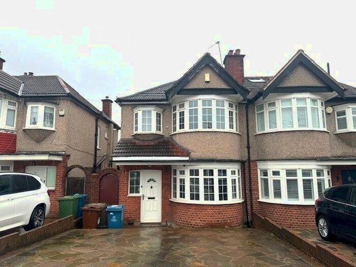 3 Bedroom Semi-Detached House To Rent In Malvern Avenue, Harrow, HA2