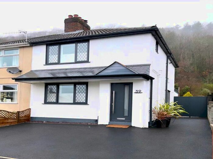 3 Bedroom Semi-Detached House To Rent In Underwood Road, Cadoxton, Neath, SA10