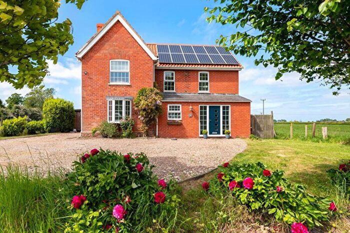 4 Bedroom Detached House For Sale In Fenway Cottage, Canister Lane, Gipsey Bridge, PE22