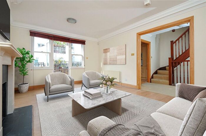 2 Bedroom Mews To Rent In Childs Mews, Earls Court, SW5