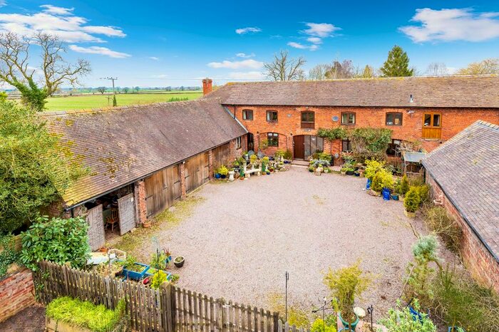 4 Bedroom Barn Conversion For Sale In Tibberton, Shropshire, Pe., TF10