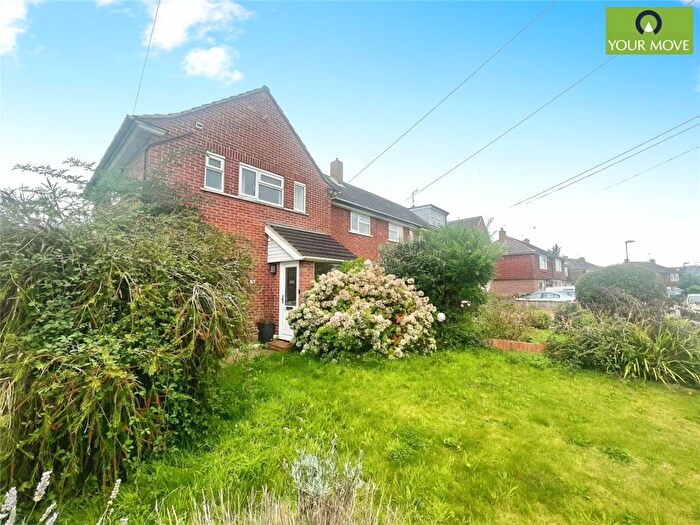 2 Bedroom End Of Terrace House To Rent In Chestnut Grove, Bognor Regis, West Sussex, PO22