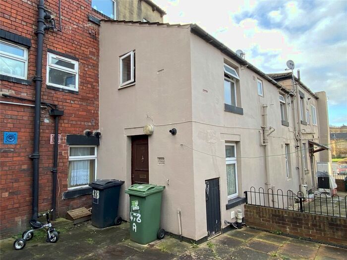 1 Bedroom Flat To Rent In Bradford Road, Batley, WF17