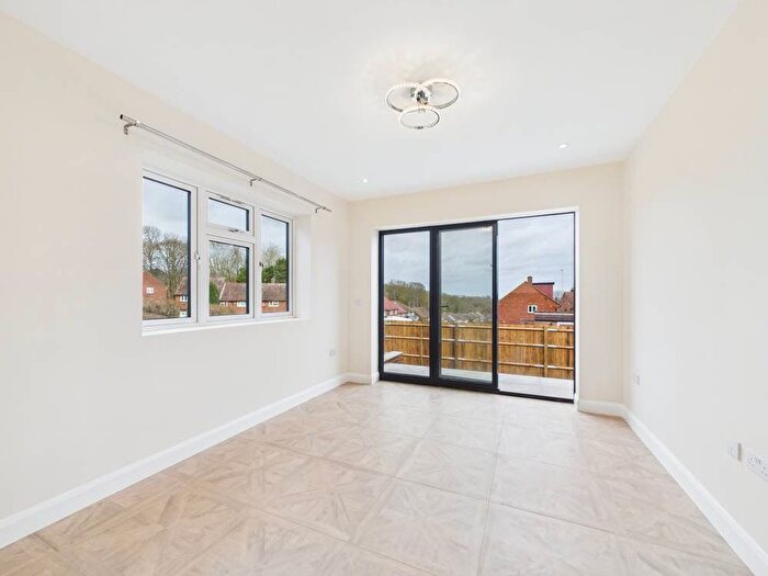 2 Bedroom End Terrace House To Rent In Orpington, Kent, BR5