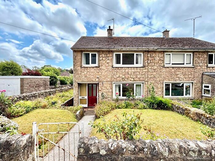 3 Bedroom Semi-Detached House For Sale In Main Street, Birchover, DE4