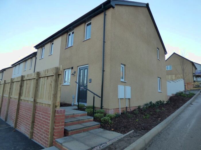 2 Bedroom End Of Terrace House To Rent In Mistletoe View, Chudleigh, Newton Abbot TQ13