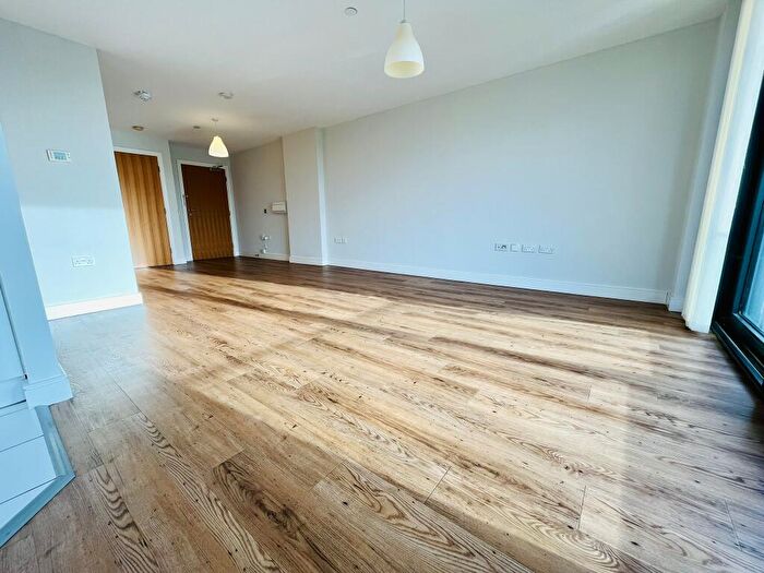 2 Bedroom Apartment To Rent In Century Tower, Shire Gate, Chelmsford, CM2