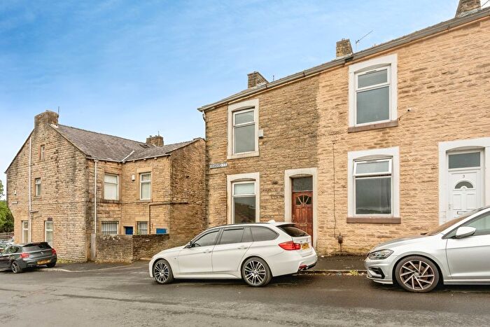 3 Bedroom End Terrace House For Sale In Leonard Street, Nelson, Lancashire, BB9