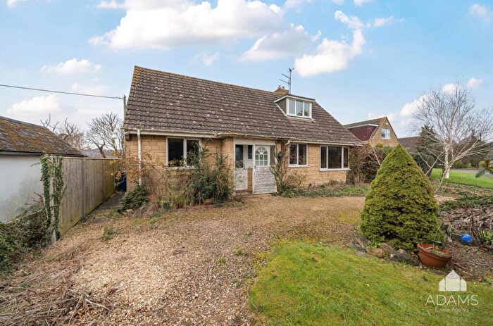 4 Bedroom Detached House For Sale In St. Margarets Road, Alderton, GL20