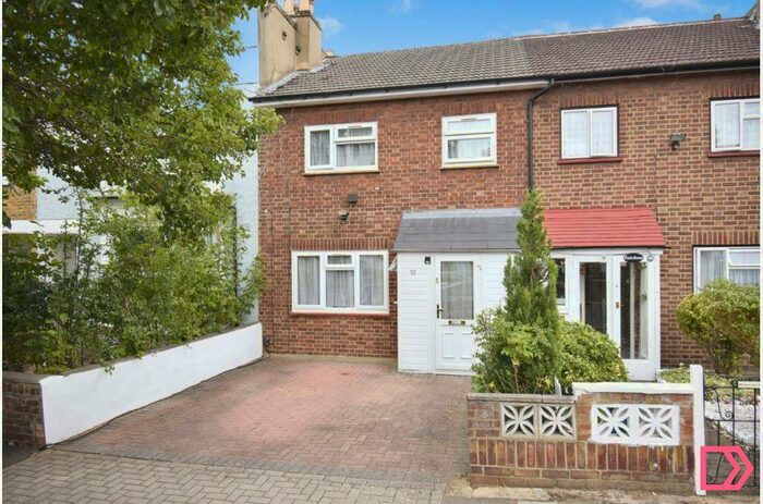 3 Bedroom Terraced House To Rent In Kingswood Road, London, SE20
