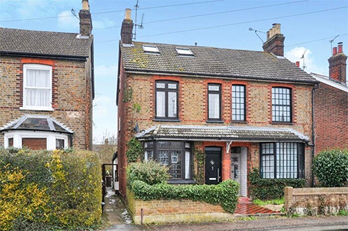 2 Bedroom Semi Detached House To Rent In Sandford Road, Chelmsford, CM2